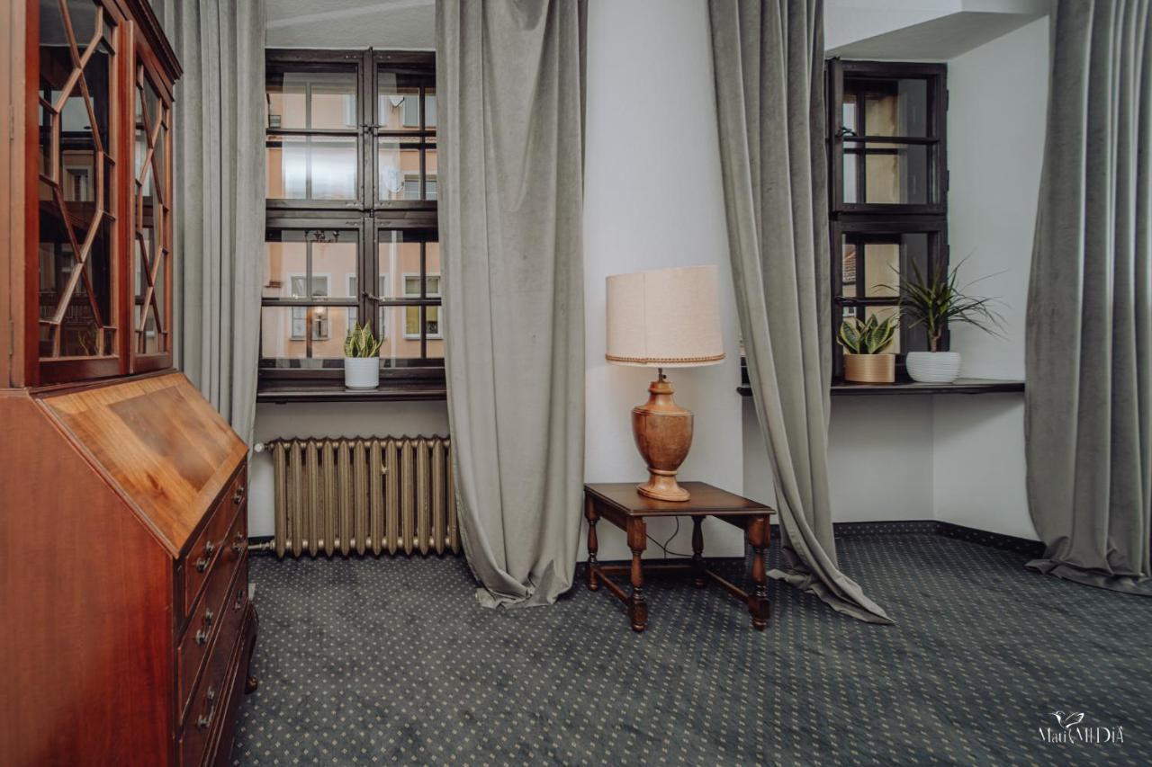 Apartamenty Lokalna 옐레니아구라 외부 사진