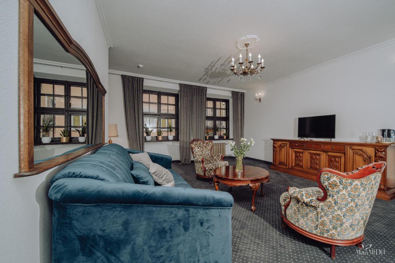 Apartamenty Lokalna 옐레니아구라 외부 사진