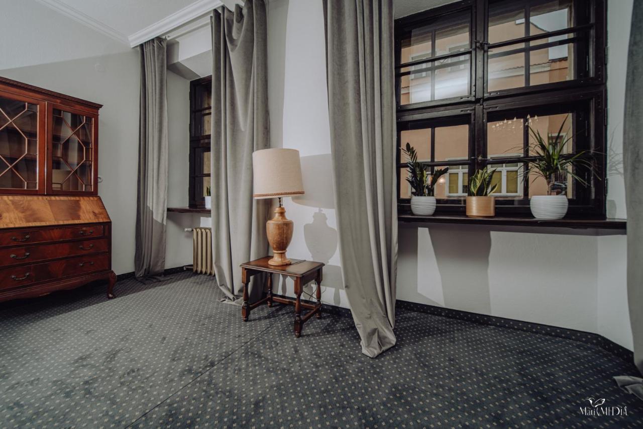 Apartamenty Lokalna 옐레니아구라 외부 사진
