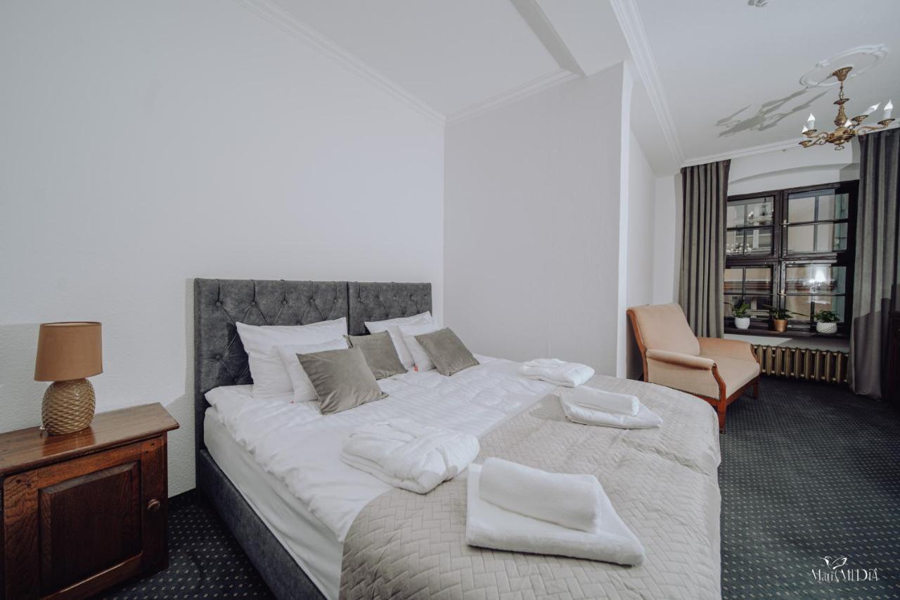Apartamenty Lokalna 옐레니아구라 외부 사진