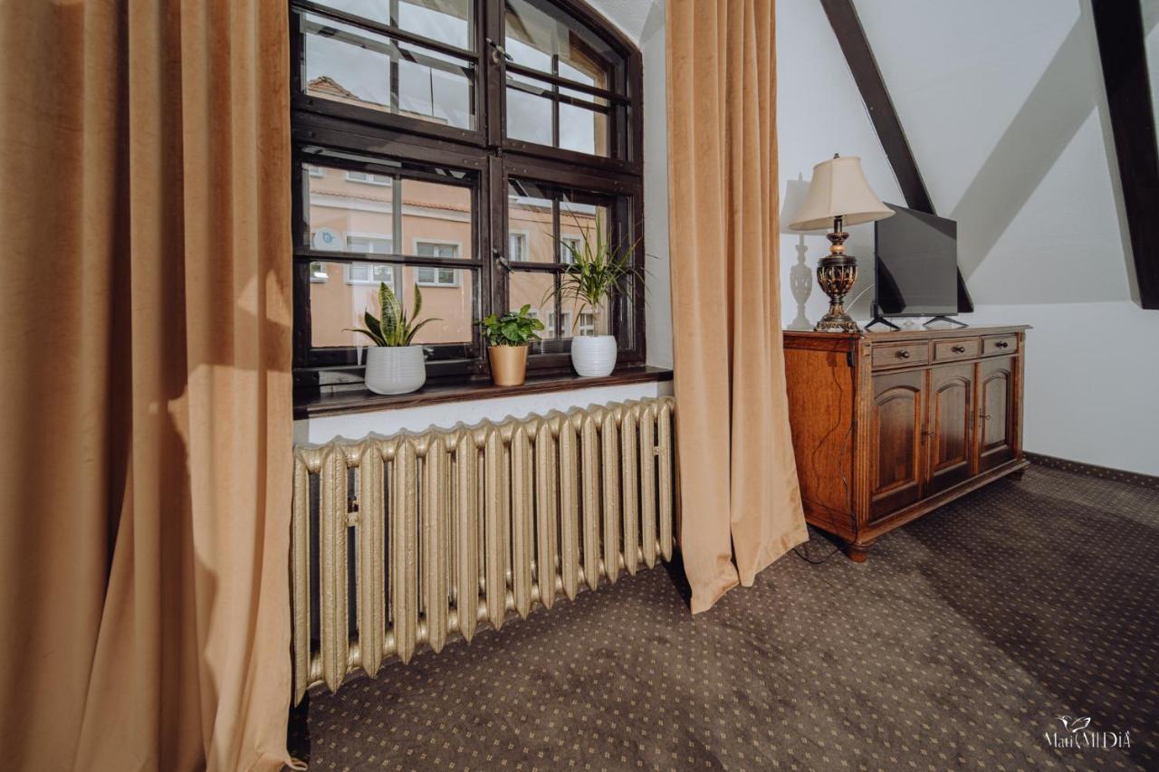 Apartamenty Lokalna 옐레니아구라 외부 사진