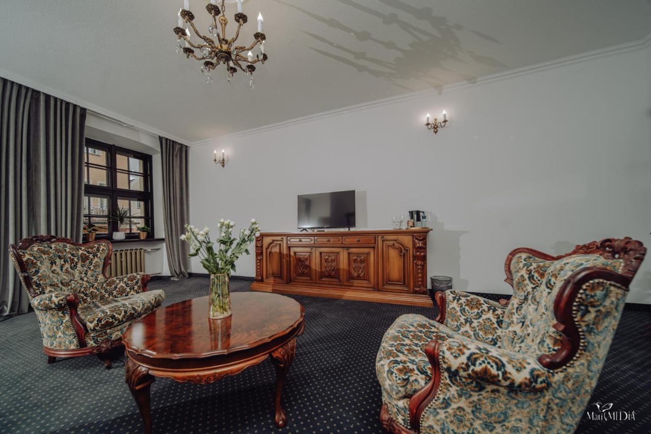 Apartamenty Lokalna 옐레니아구라 외부 사진