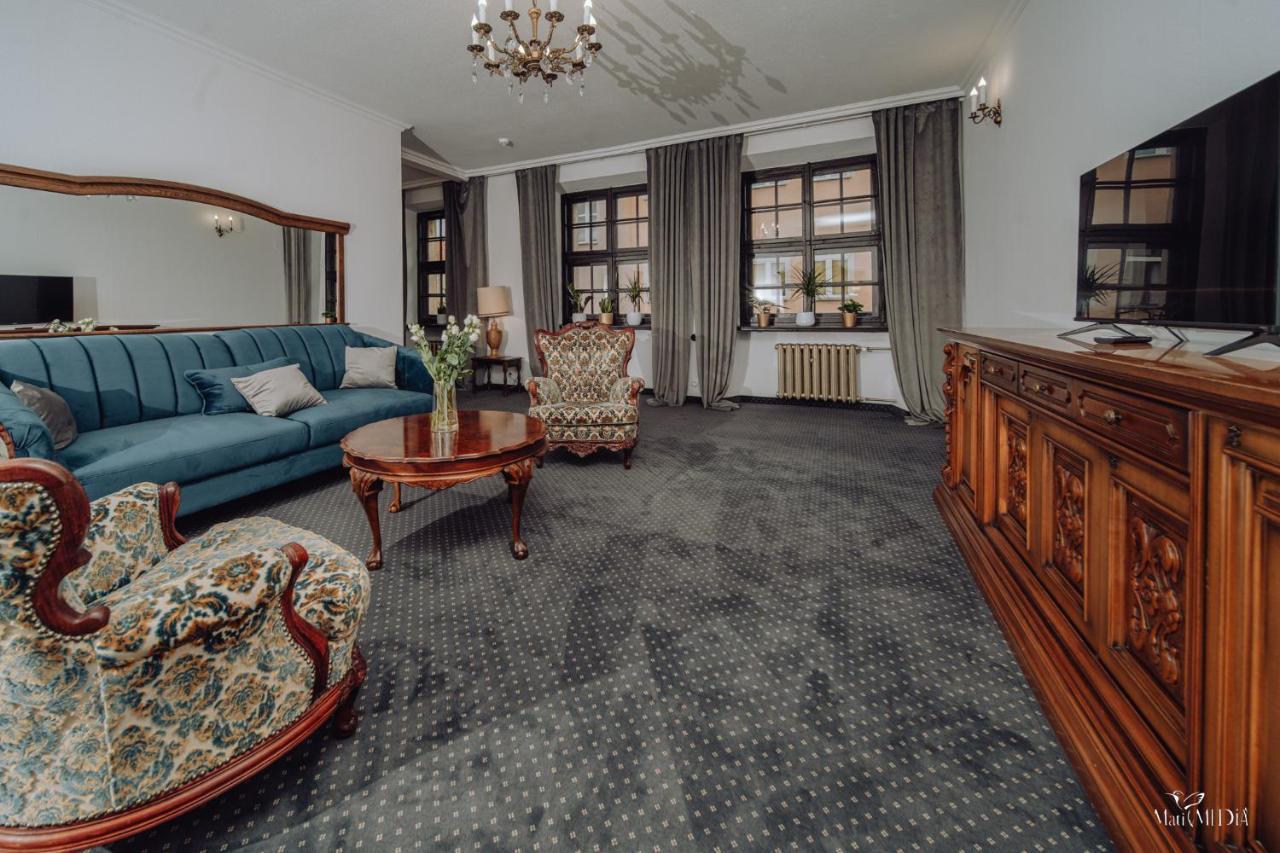 Apartamenty Lokalna 옐레니아구라 외부 사진