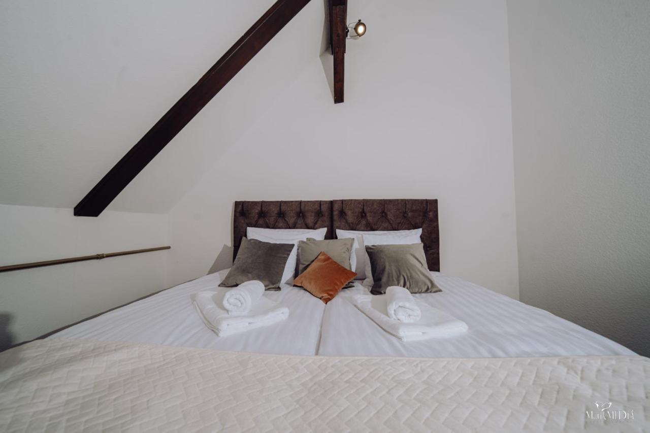 Apartamenty Lokalna 옐레니아구라 외부 사진