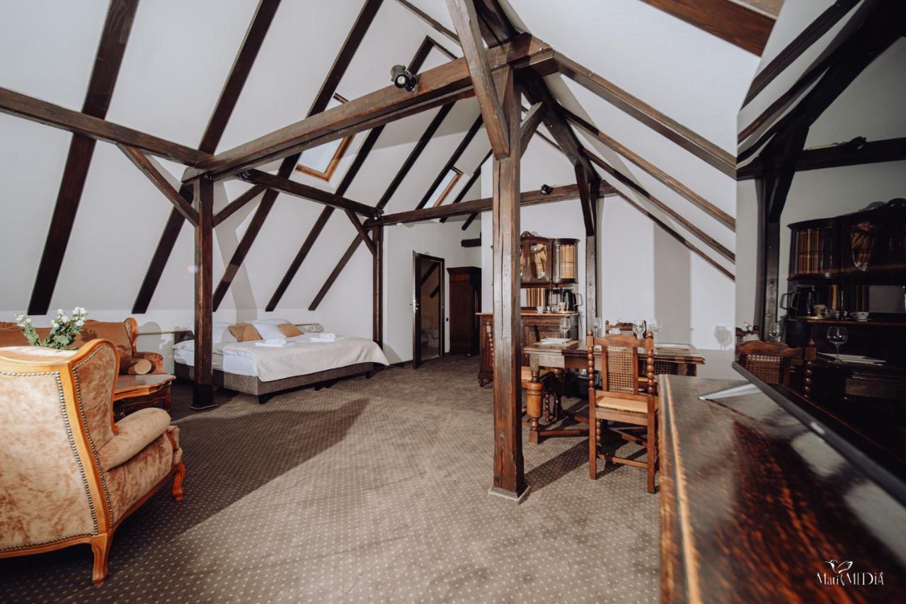 Apartamenty Lokalna 옐레니아구라 외부 사진