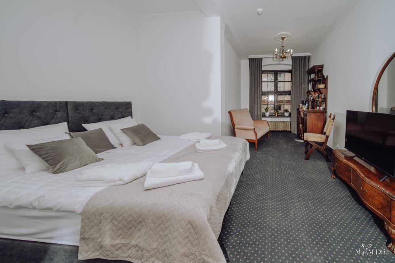 Apartamenty Lokalna 옐레니아구라 외부 사진
